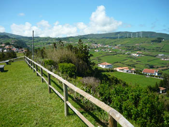 Mollare tutto e trasferirsi a vivere in Portogallo alle Isole Azzorre
